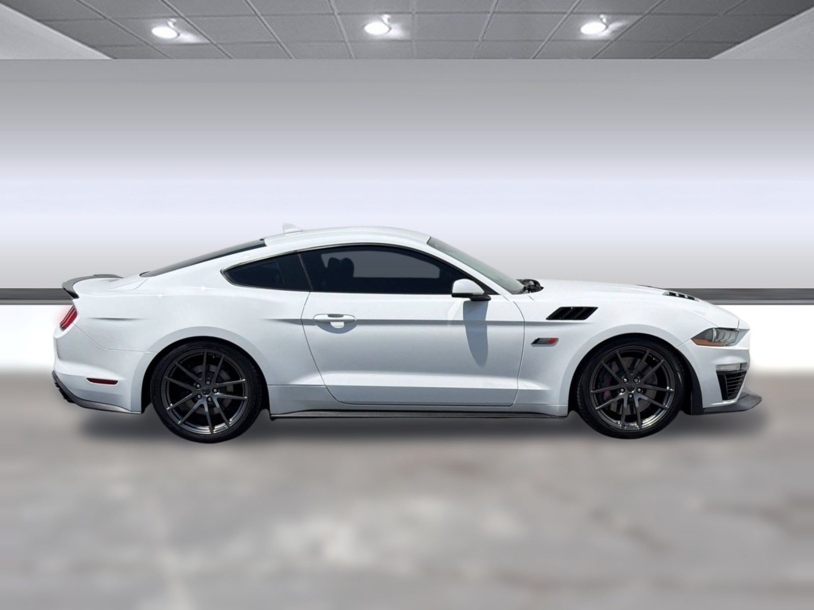 Used 2022 Ford Mustang GT Premium w/ GT Performance Package RWD image 7