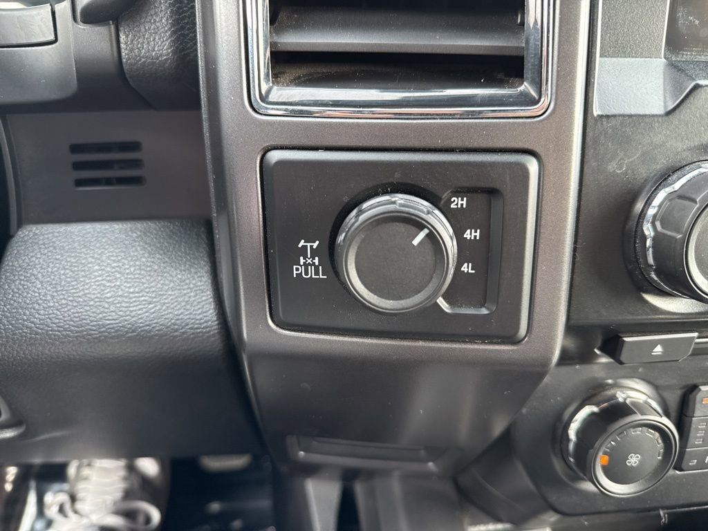 Used 2017 Ford F150 XLT w/ Equipment Group 302A Luxury image 13