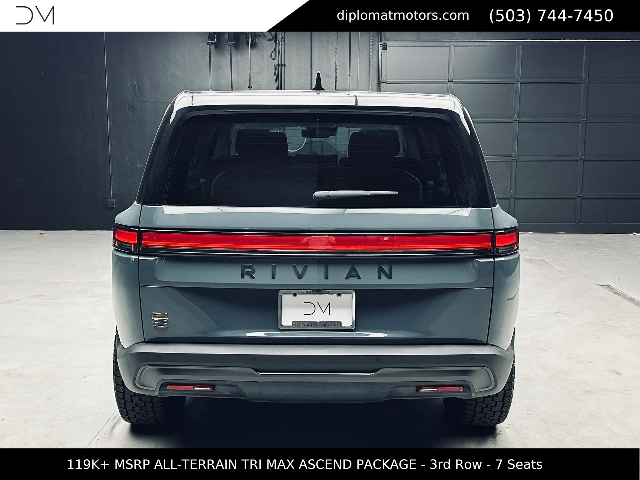Used 2026 Rivian R1S Premium AWD/4WD image 5