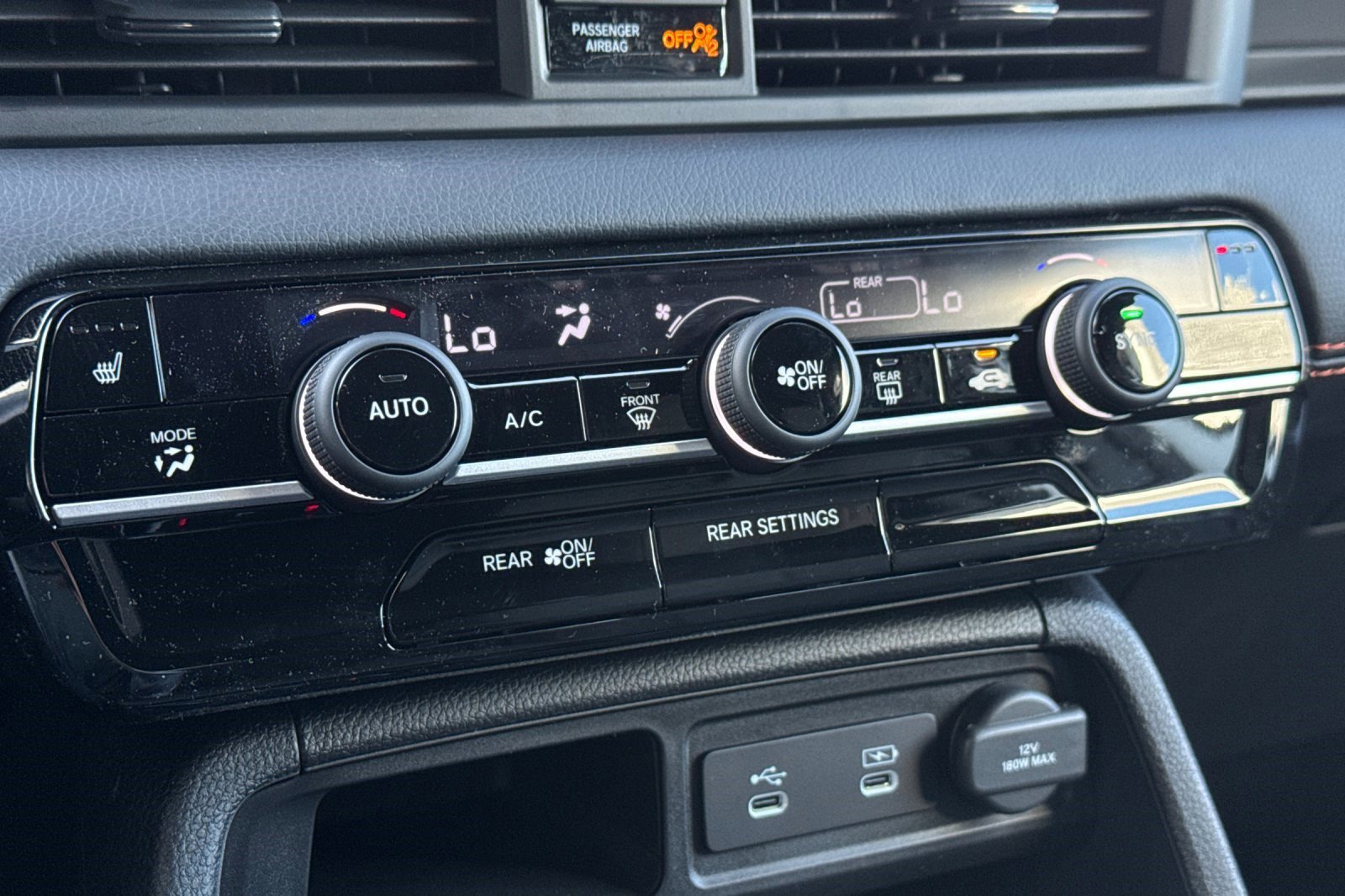 New 2026 Honda Pilot Sport image 17