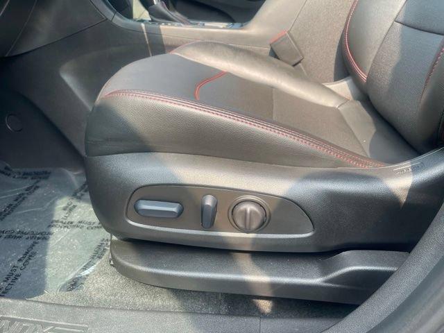 Used 2023 Chevrolet Equinox RS w/ RS Leather Package AWD/4WD image 8