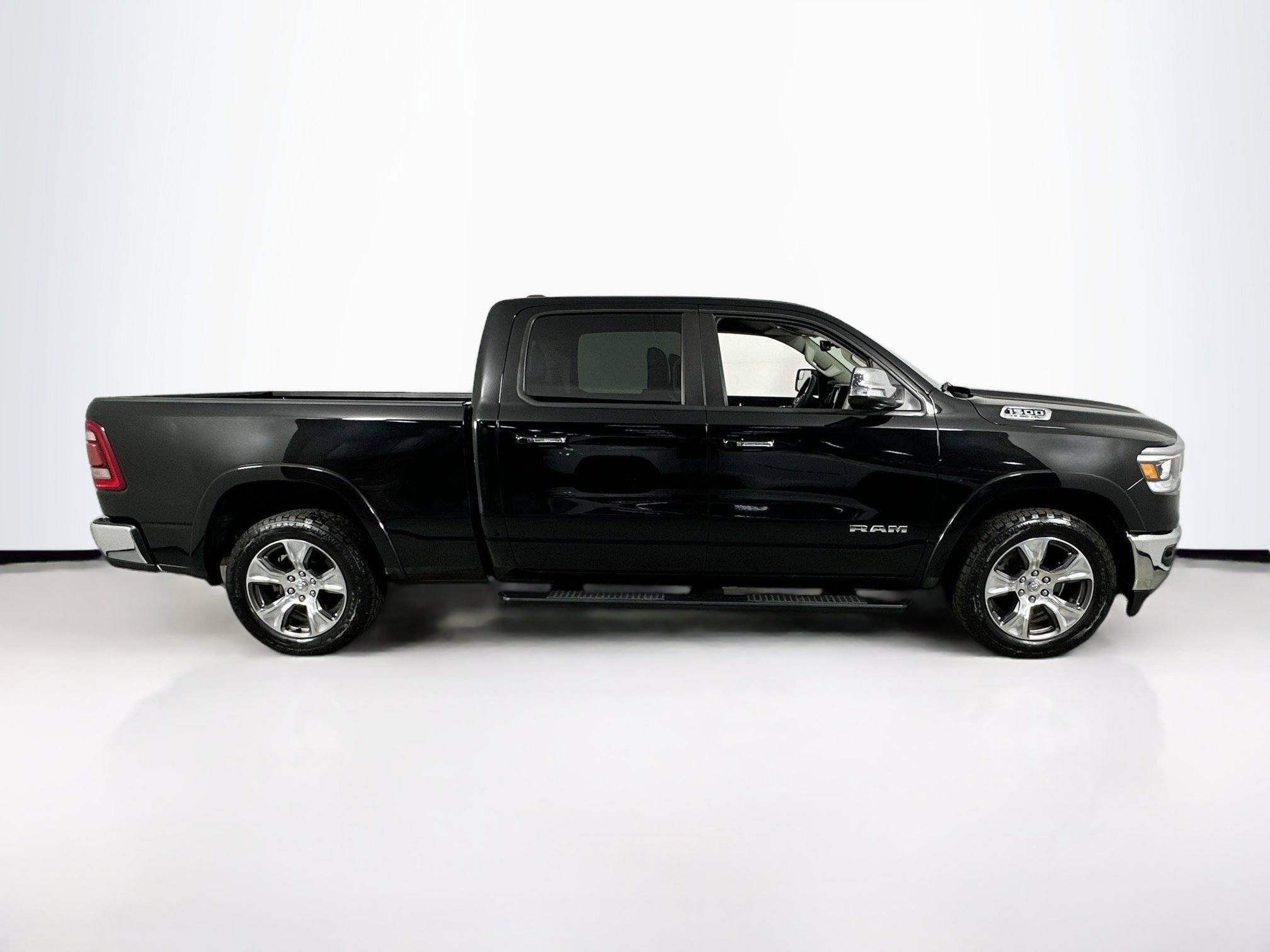 Used 2022 RAM 1500 Laramie RWD image 4