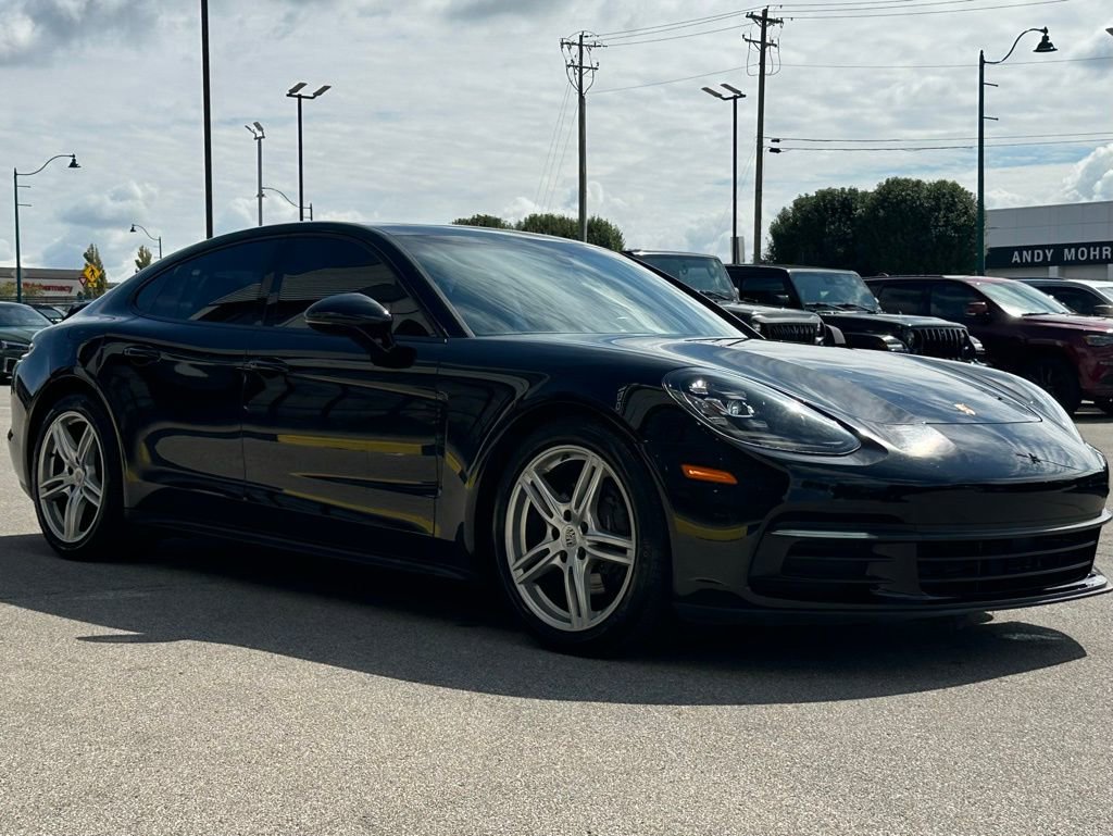 Used 2019 Porsche Panamera image 13