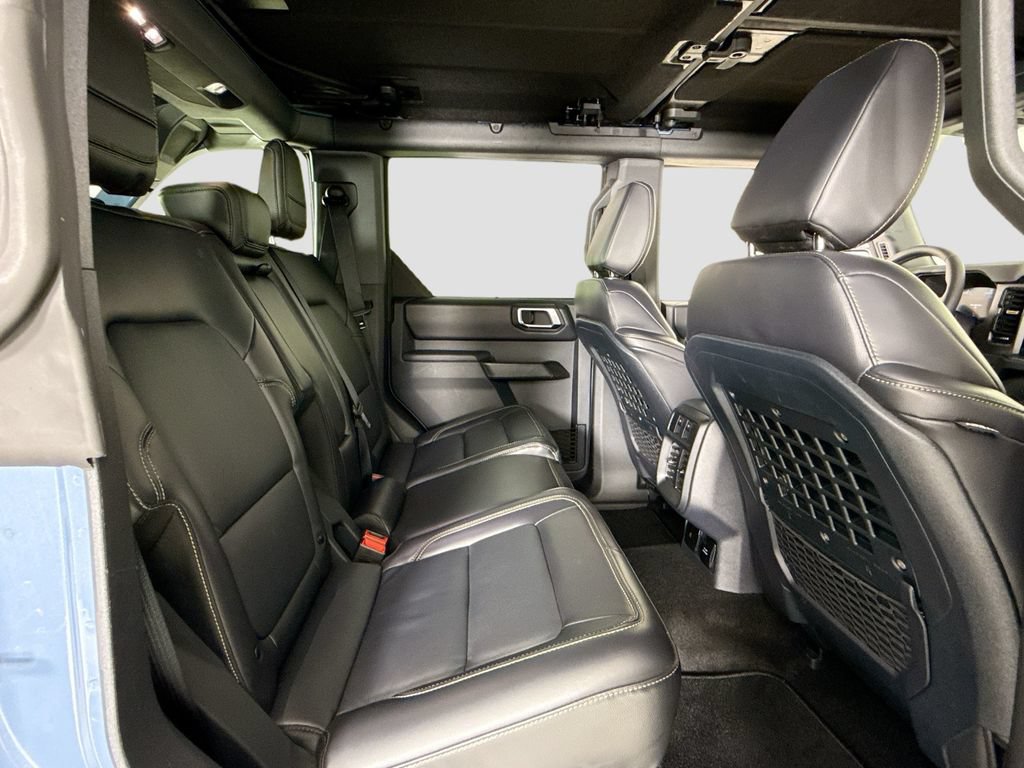 Used 2025 Ford Bronco Badlands AWD/4WD image 15