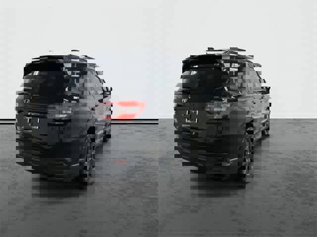 New 2026 Honda Pilot Sport image 3