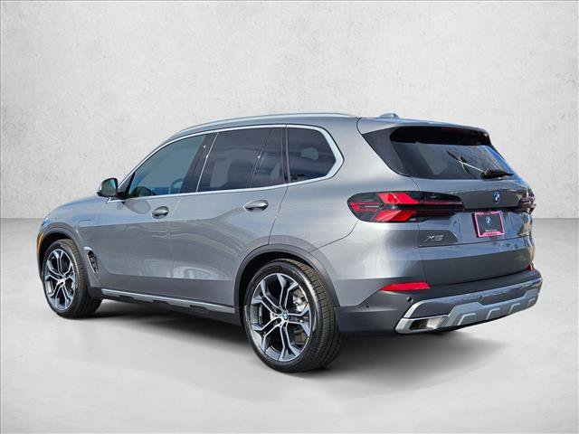 New 2026 BMW X5 xDrive50e image 9