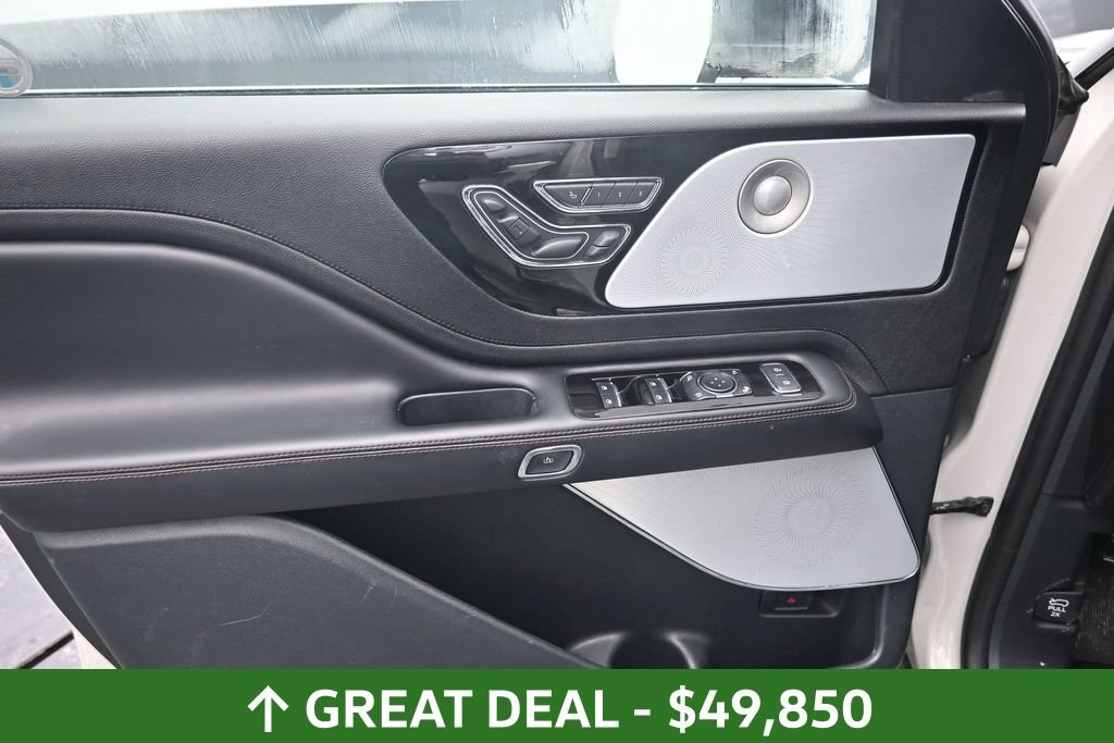 Used 2024 Lincoln Aviator Reserve w/ Equipment Group 201A AWD/4WD image 21