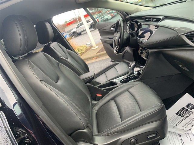 Used 2020 Buick Encore GX Essence image 14