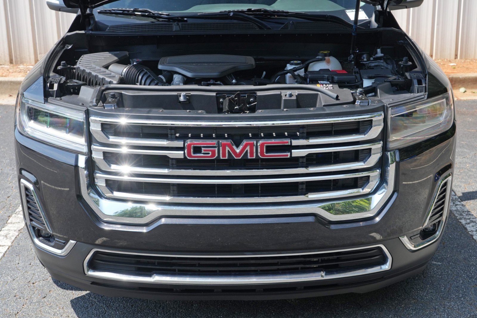 Used 2023 GMC Acadia SLT FWD image 7
