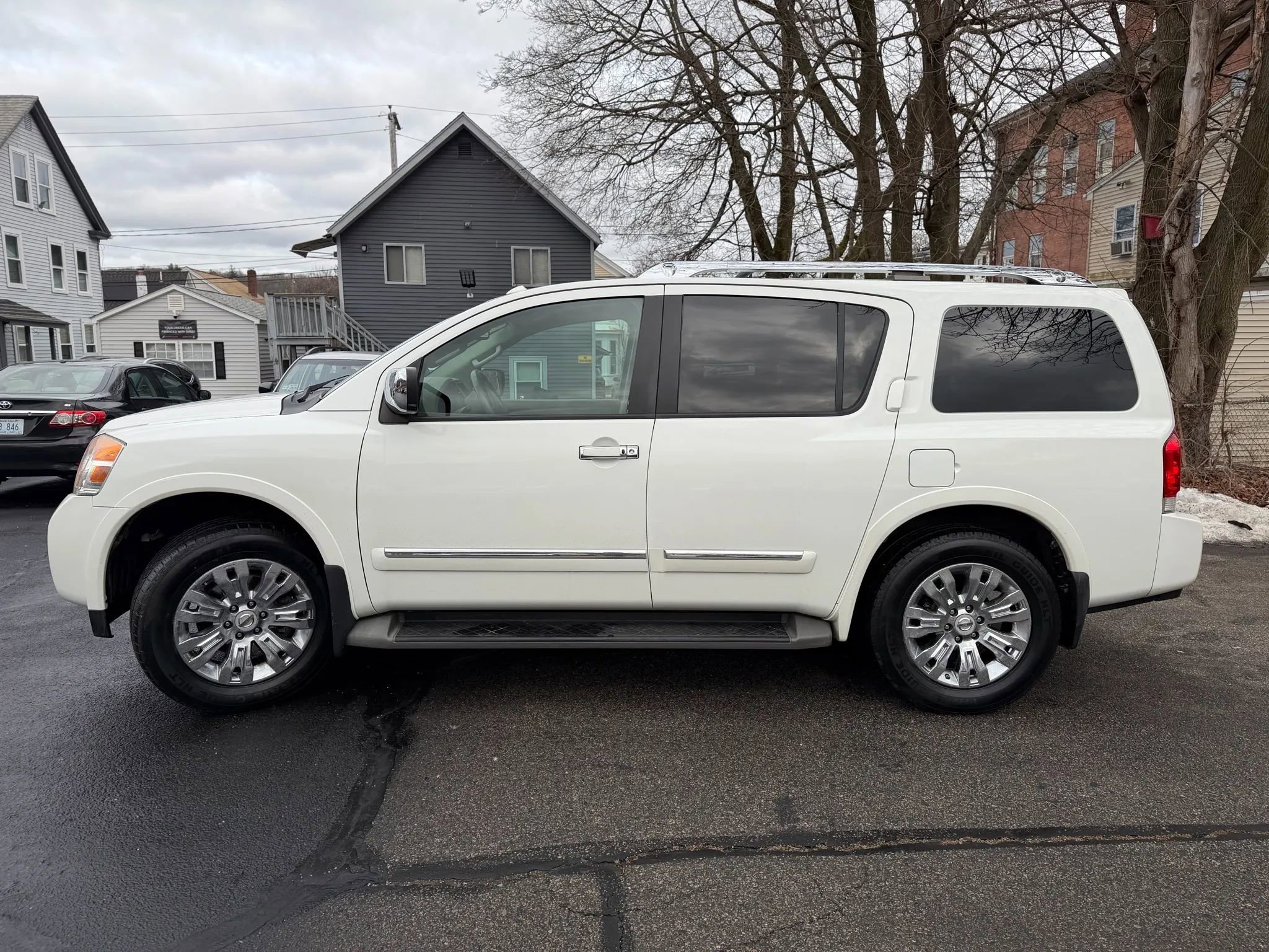 Used 2015 Nissan Armada Platinum image 8