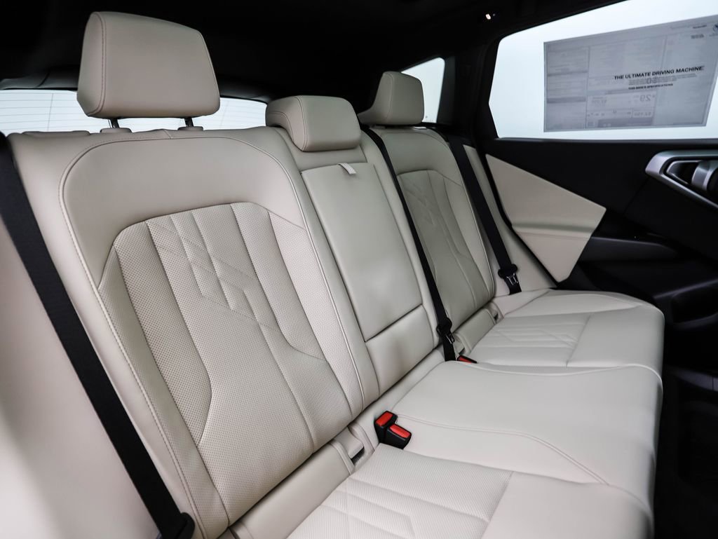 Used 2026 BMW X3 xDrive30 w/ Convenience Package image 29