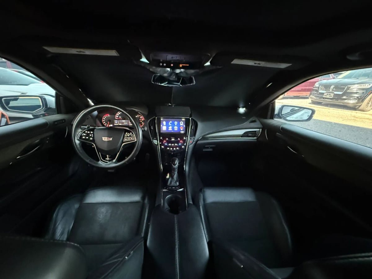 Used 2016 Cadillac ATS V w/ Luxury Package RWD image 41