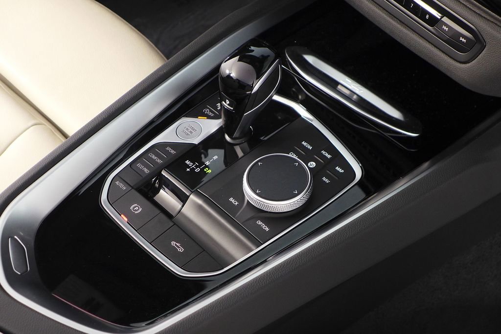 Used 2025 BMW Z4 M40i w/ Premium Package image 20