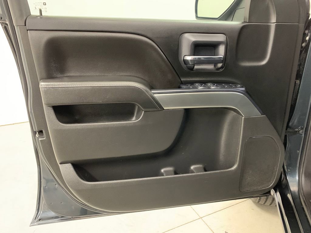 Used 2018 Chevrolet Silverado 1500 LT w/ All Star Edition image 7