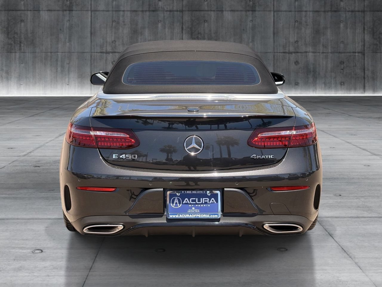 Used 2023 Mercedes-Benz E 450 4MATIC Cabriolet image 4