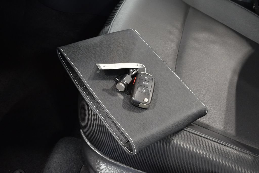 Used 2019 Volkswagen Beetle 2.0T S FWD image 42