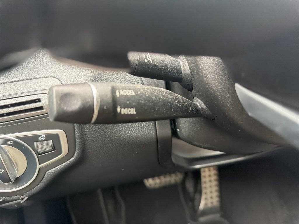 Used 2015 Mercedes-Benz C 400 4MATIC image 31