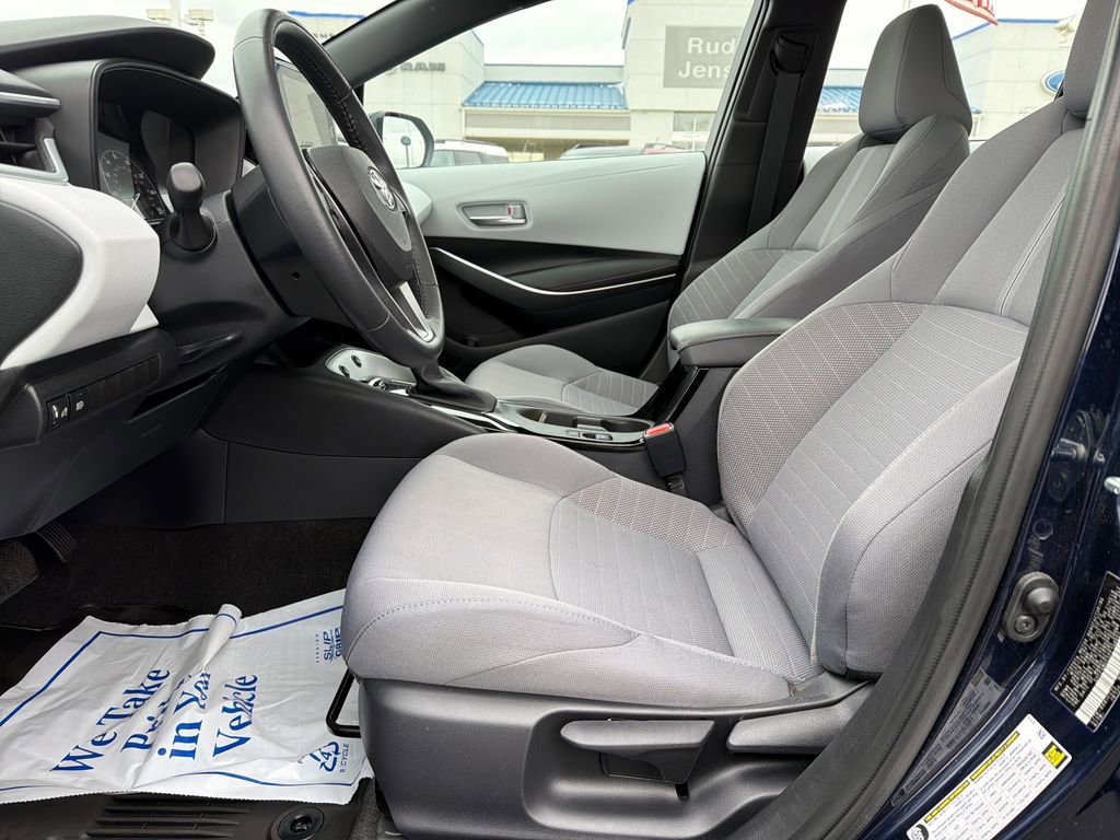 Used 2023 Toyota Corolla SE image 9