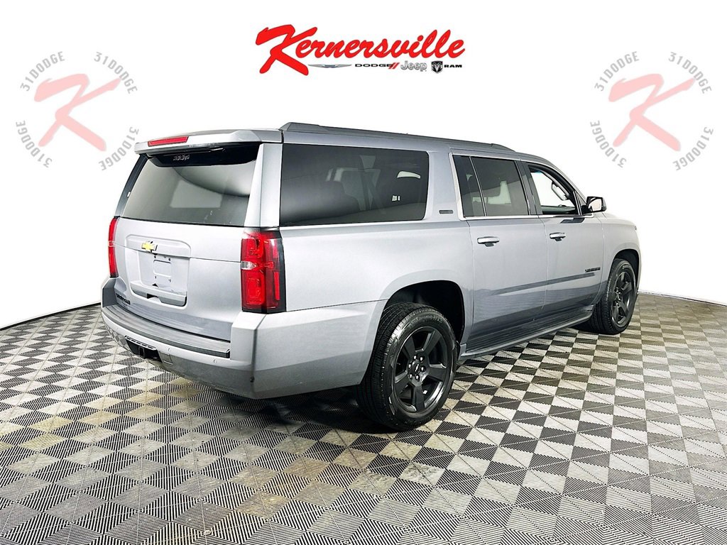 Used 2018 Chevrolet Suburban LT image 7
