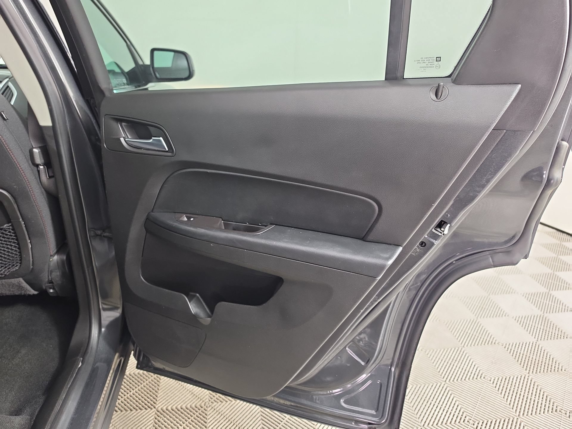 Used 2017 GMC Terrain SLE FWD image 37