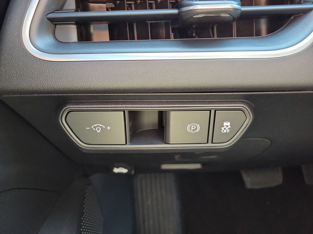 New 2026 Kia K4 FWD image 23