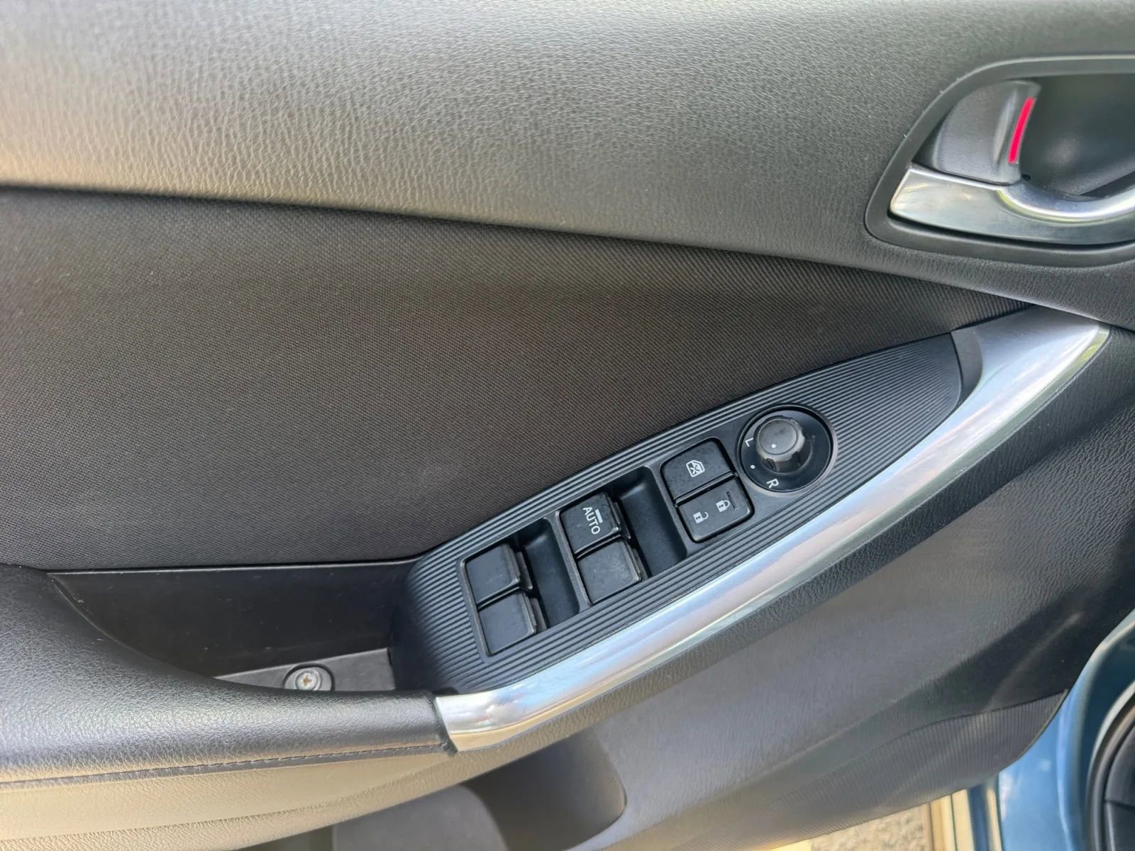 Used 2015 MAZDA CX-5 Sport w/ Bluetooth Audio Package AWD/4WD image 19