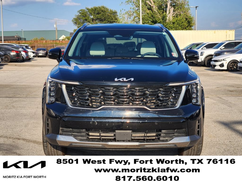 Certified 2025 Kia Sorento S AWD/4WD image 2