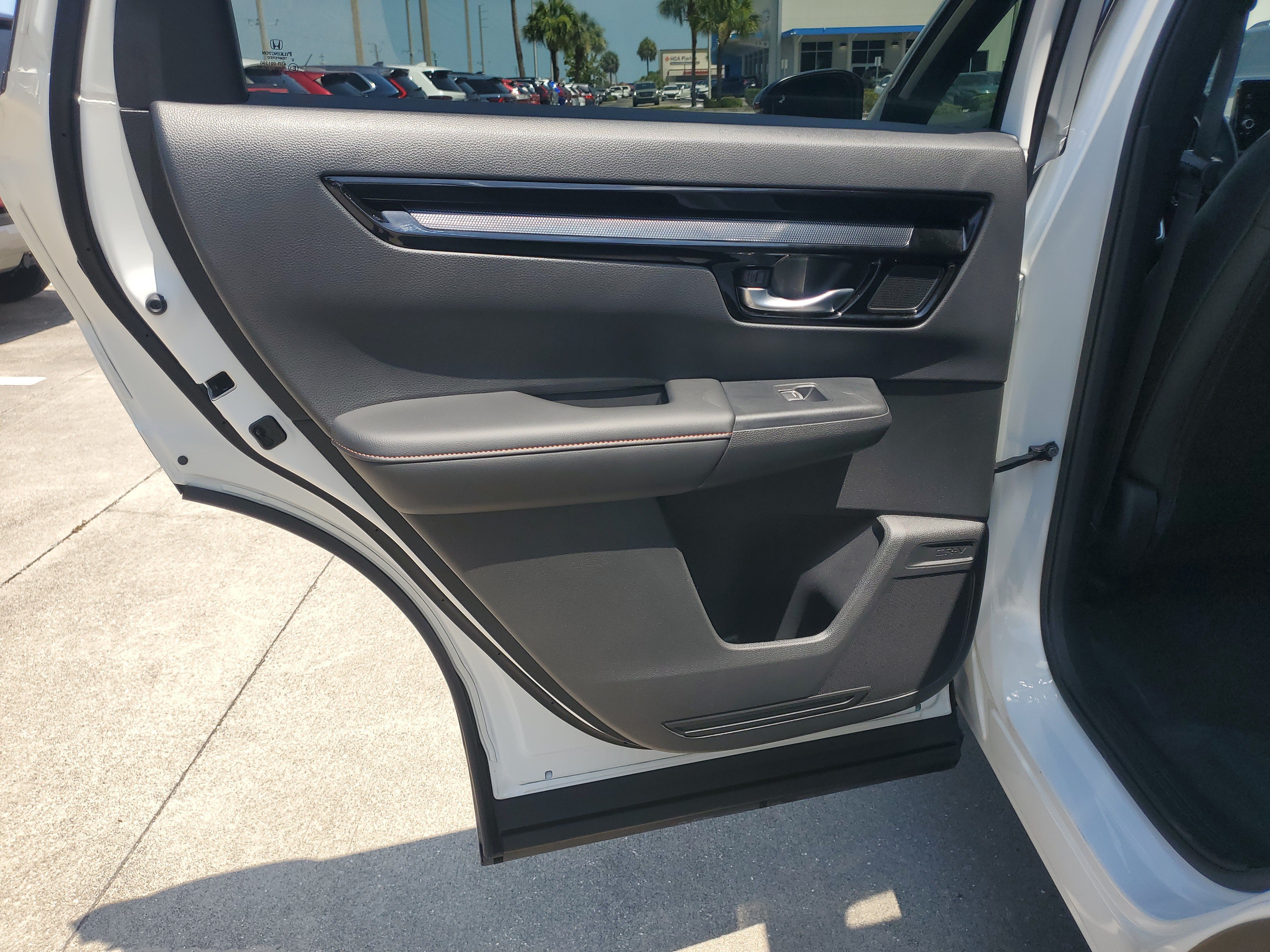 Used 2024 Honda CR-V Sport Touring image 15