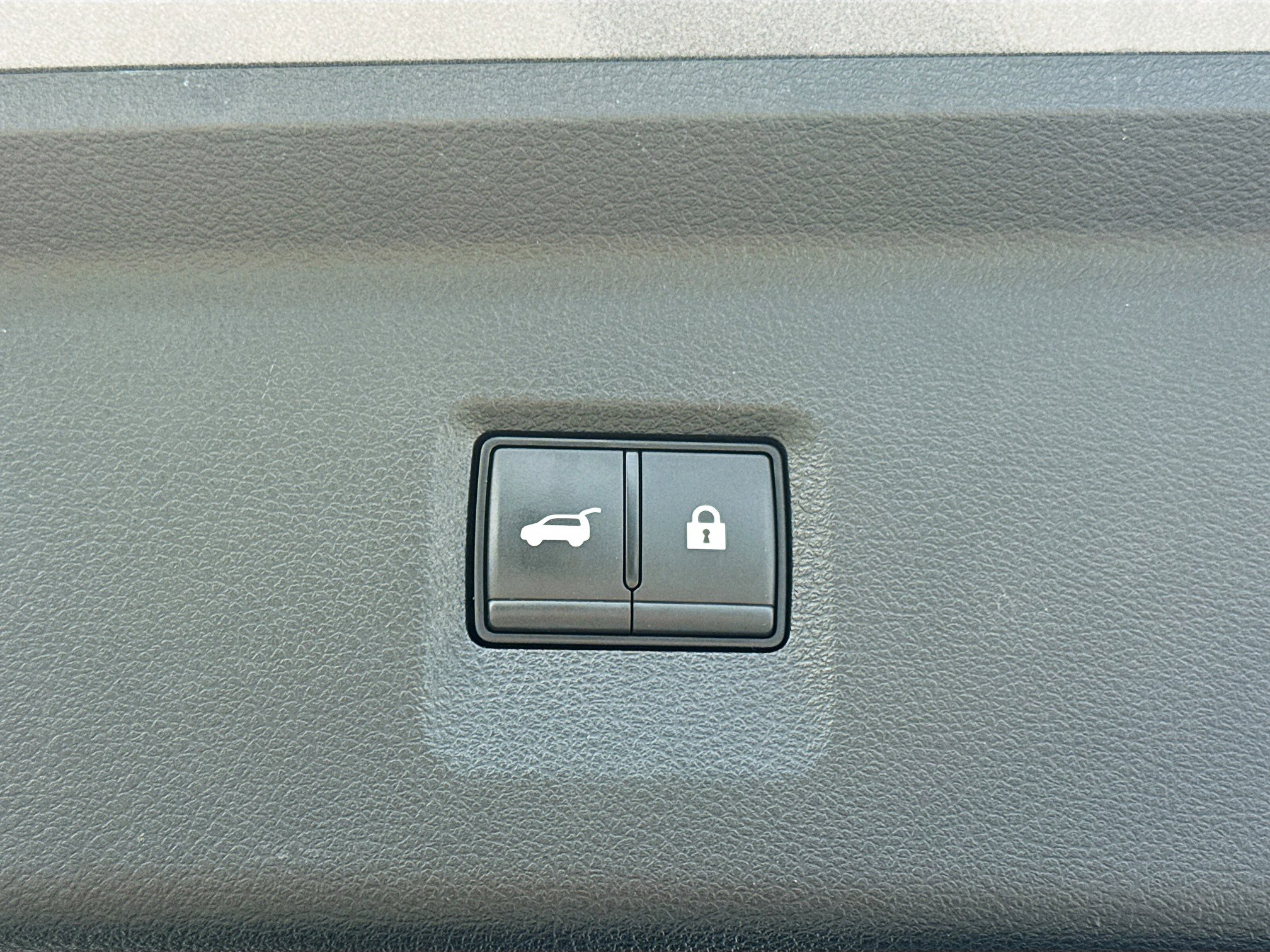 Used 2024 INFINITI QX60 Luxe image 14