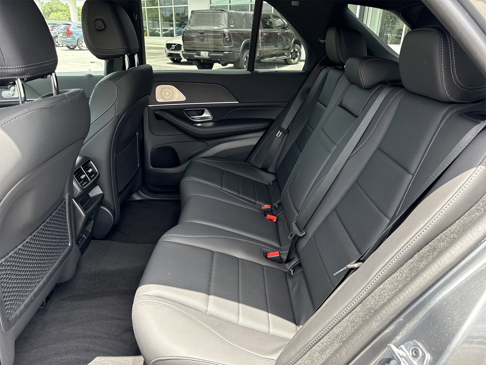 New 2025 Mercedes-Benz GLE 450e 4MATIC image 12