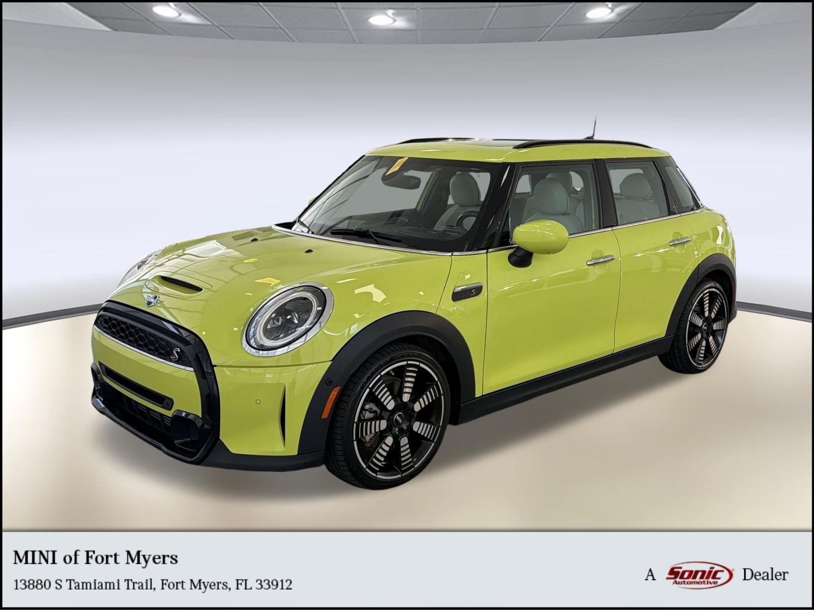 Certified 2024 MINI Cooper S FWD image 1