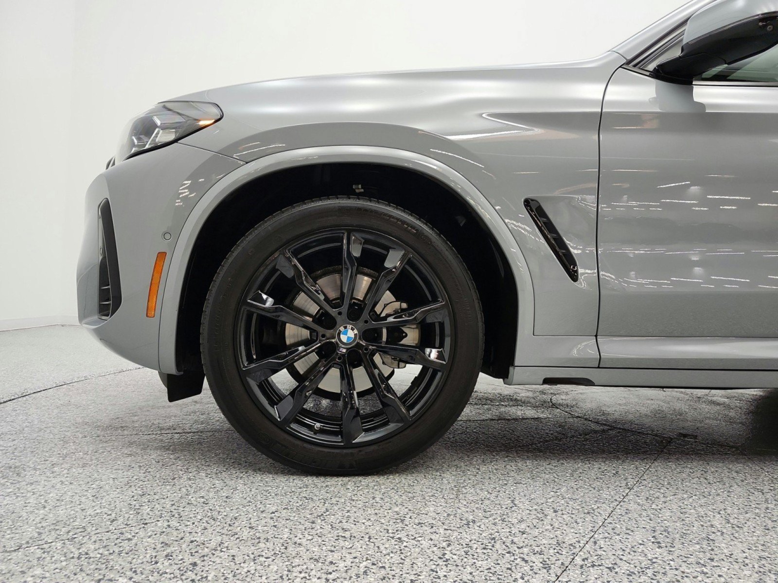 Used 2023 BMW X3 sDrive30i w/ M Sport Package RWD image 22