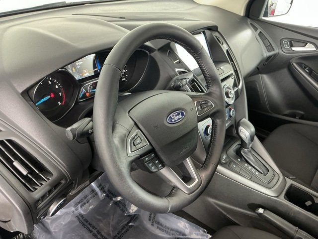Used 2018 Ford Focus SEL w/ Cold Weather Package image 30