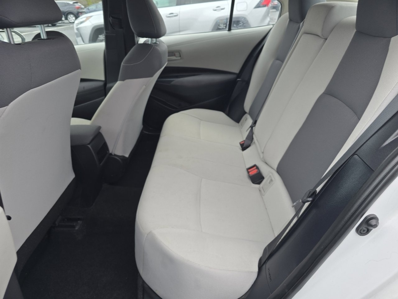 Used 2022 Toyota Corolla LE image 17