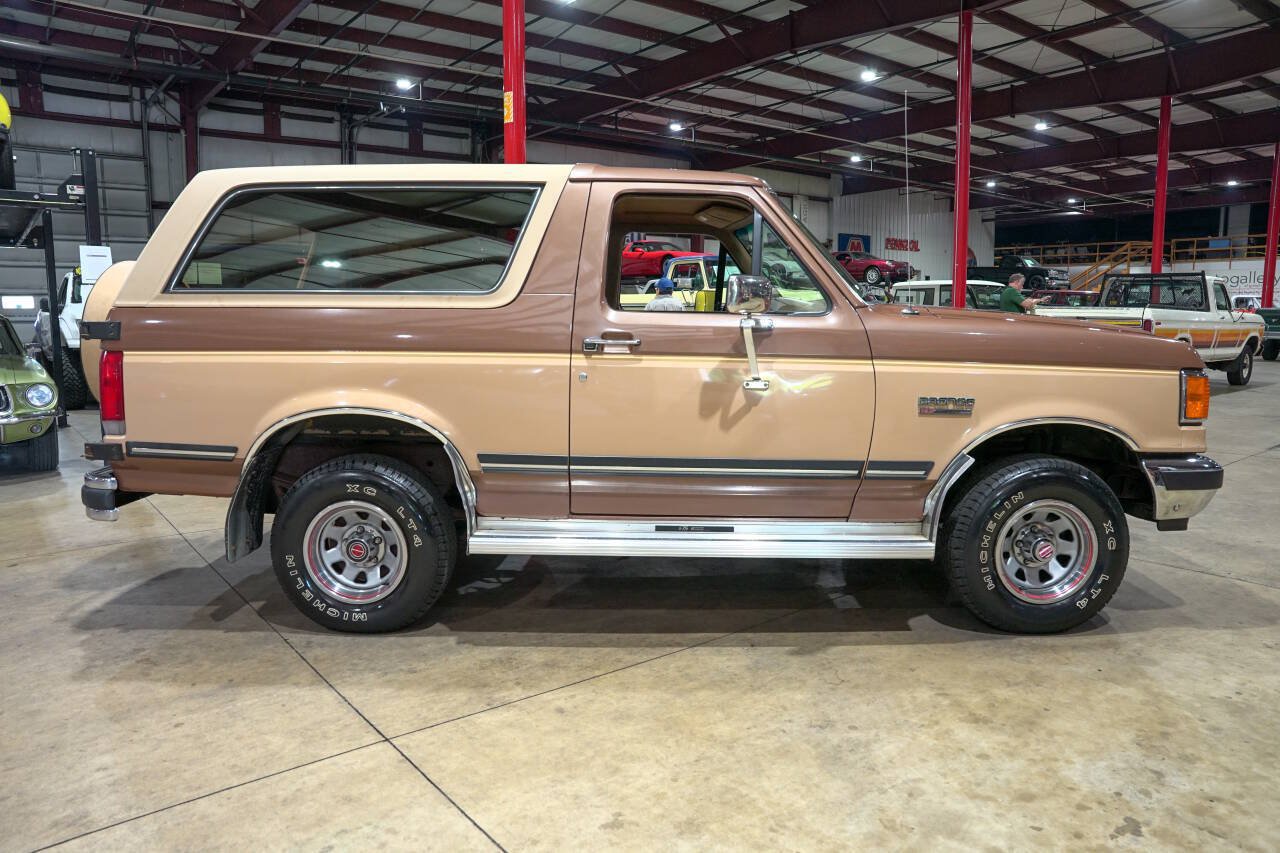 Used 1987 Ford Bronco AWD/4WD image 25