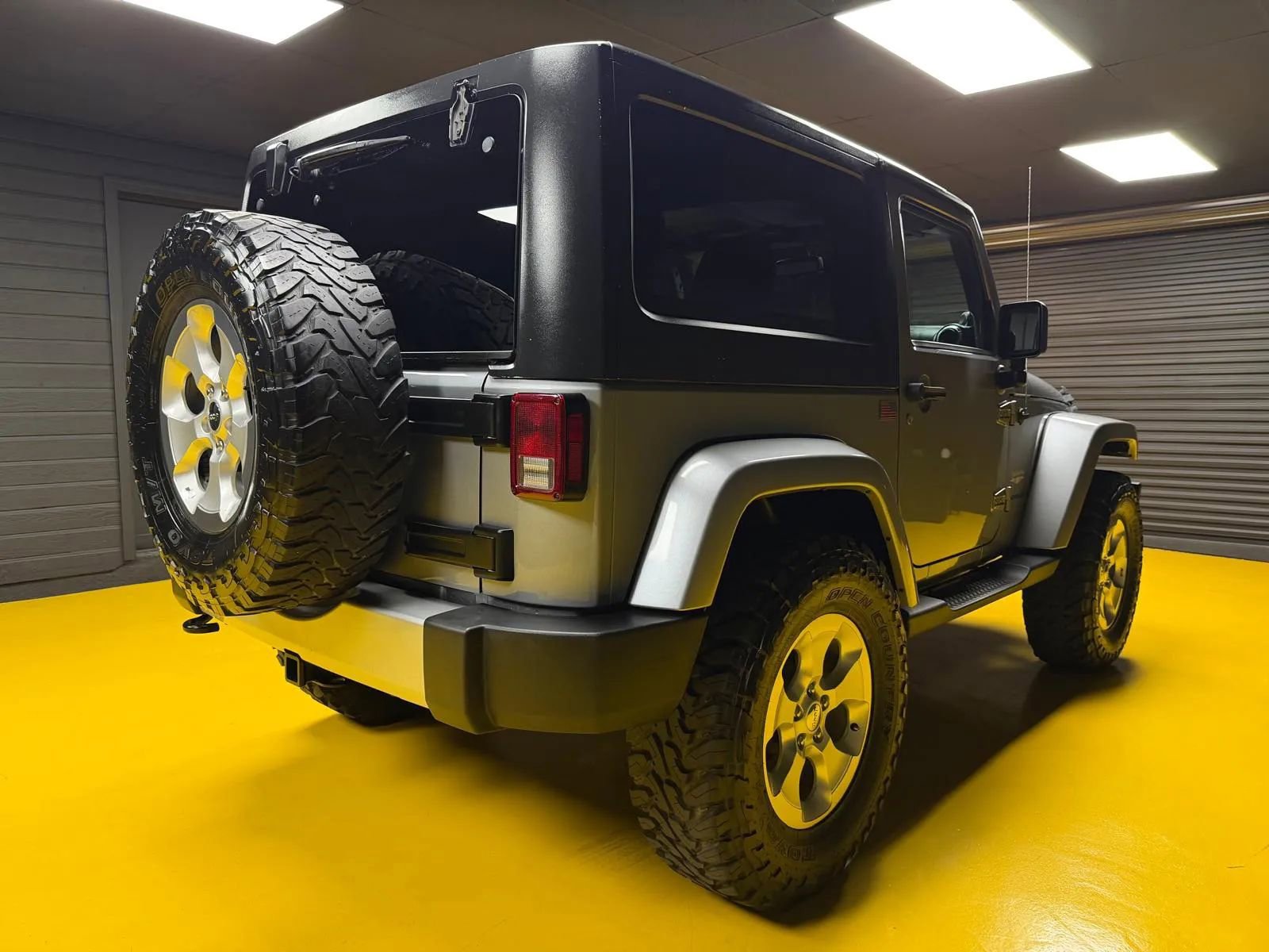 Used 2014 Jeep Wrangler Sahara AWD/4WD image 6