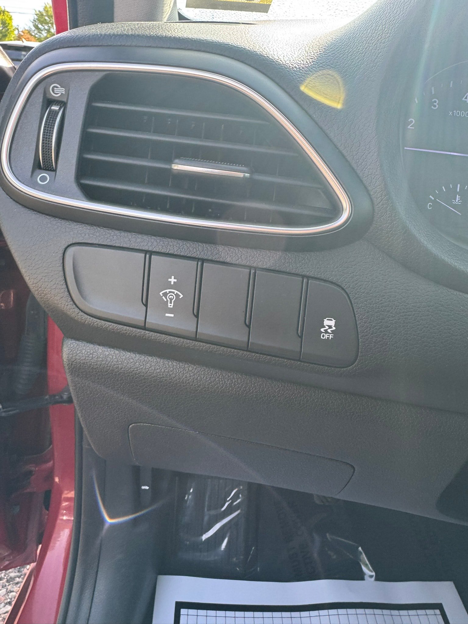 Used 2018 Hyundai Elantra GT FWD image 20