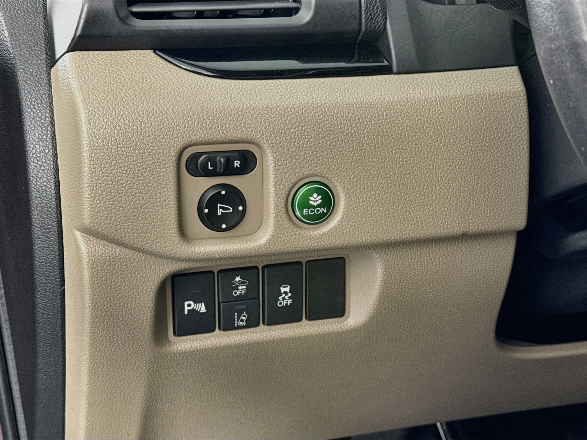 Certified 2019 Honda Pilot Touring image 10
