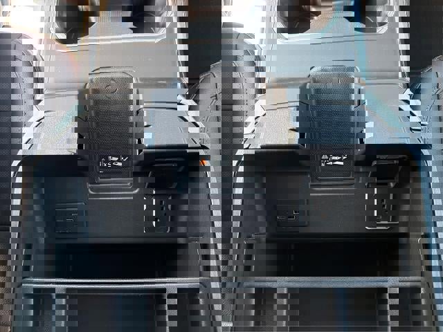 New 2026 GMC Sierra 2500 SLT w/ SLT Premium Package AWD/4WD image 19