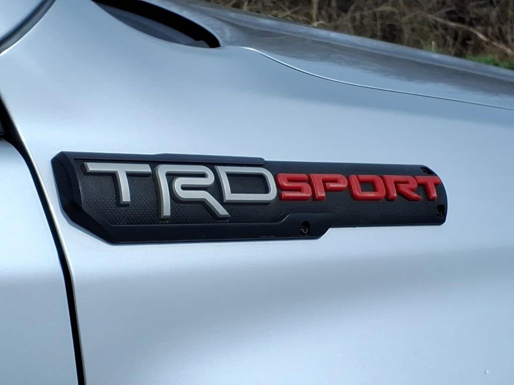 Used 2021 Toyota 4Runner SR5 RWD image 10