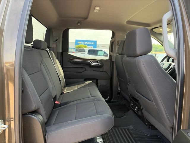 Used 2024 Chevrolet Silverado 1500 LT AWD/4WD image 39