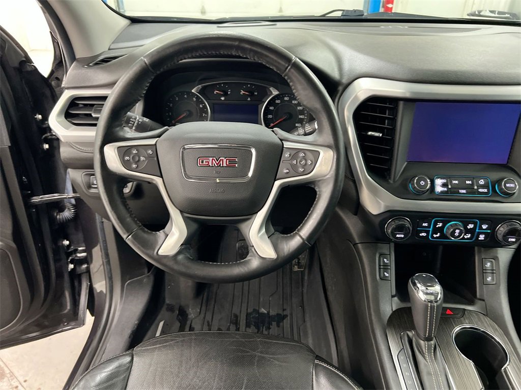 Used 2018 GMC Acadia SLT image 21