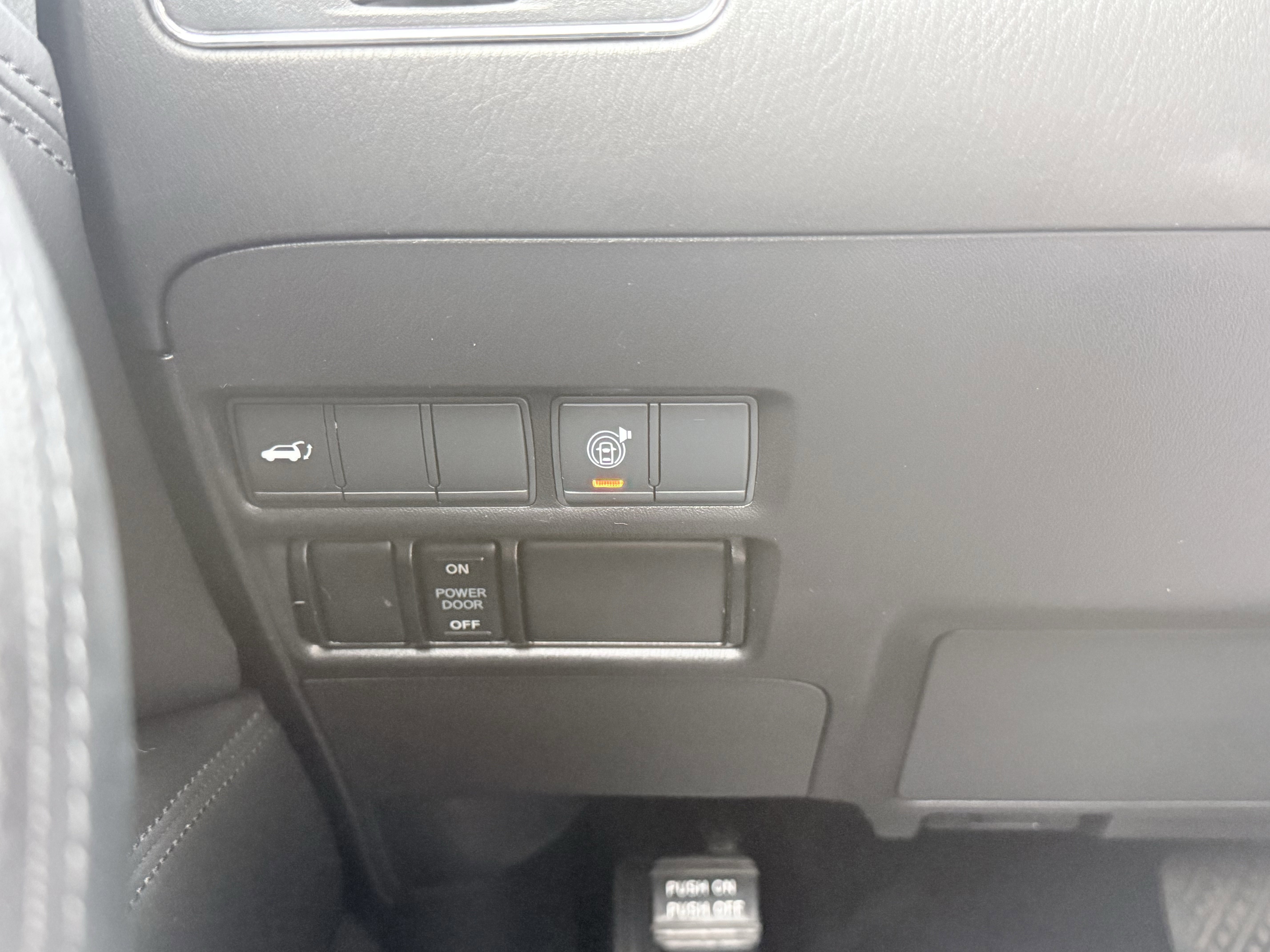 Used 2021 Nissan Armada SV w/ SV Appearance Package image 76