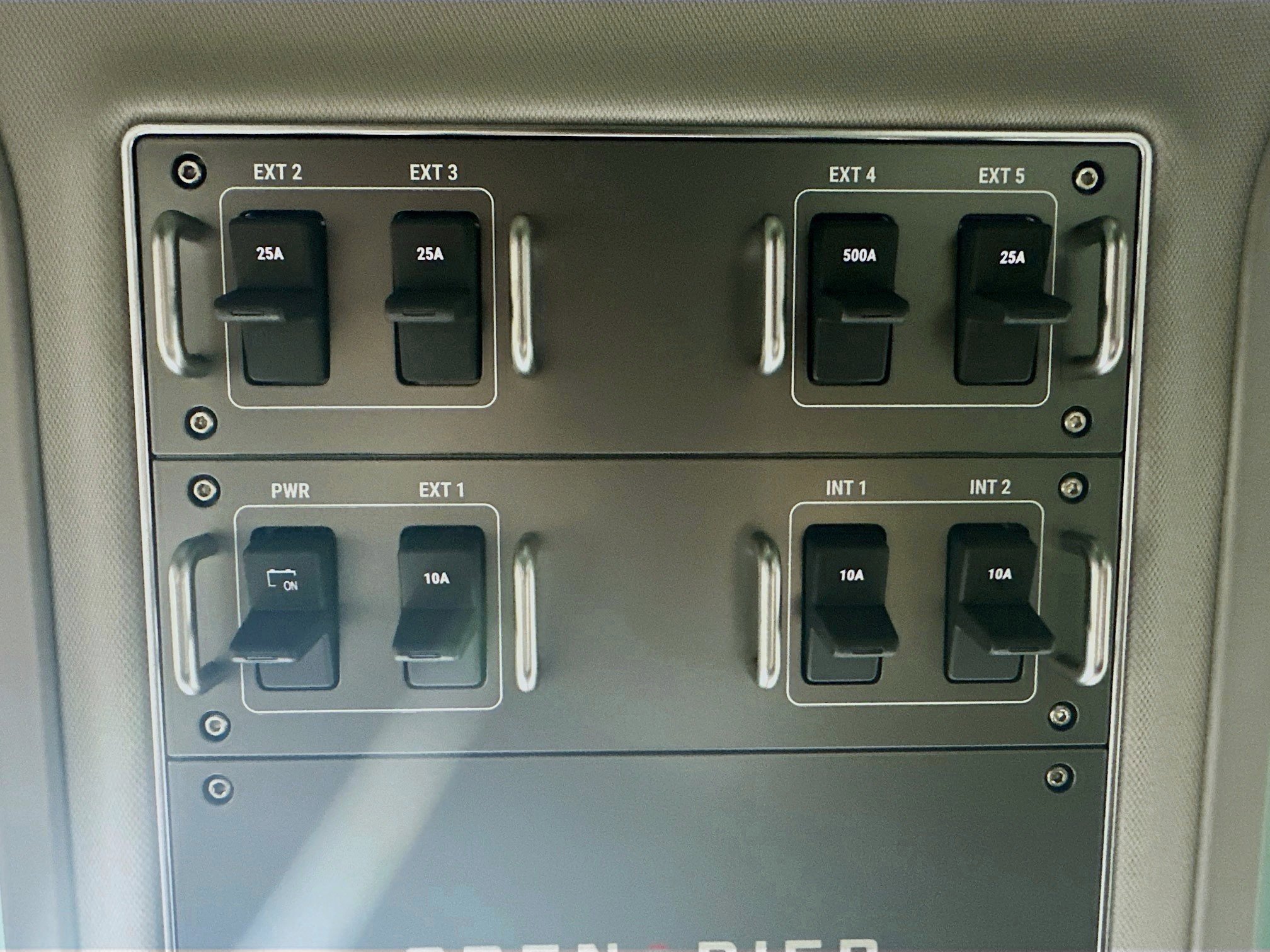 New 2025 INEOS Grenadier AWD/4WD image 33