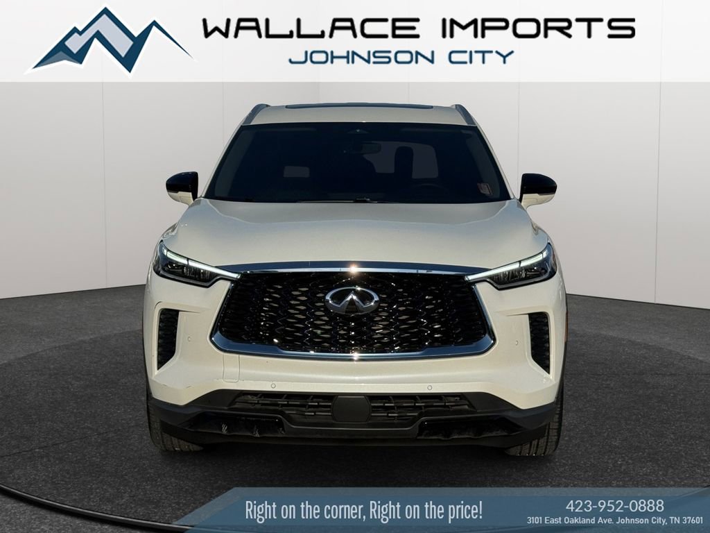 Used 2023 INFINITI QX60 Luxe w/ Cargo Package FWD image 9