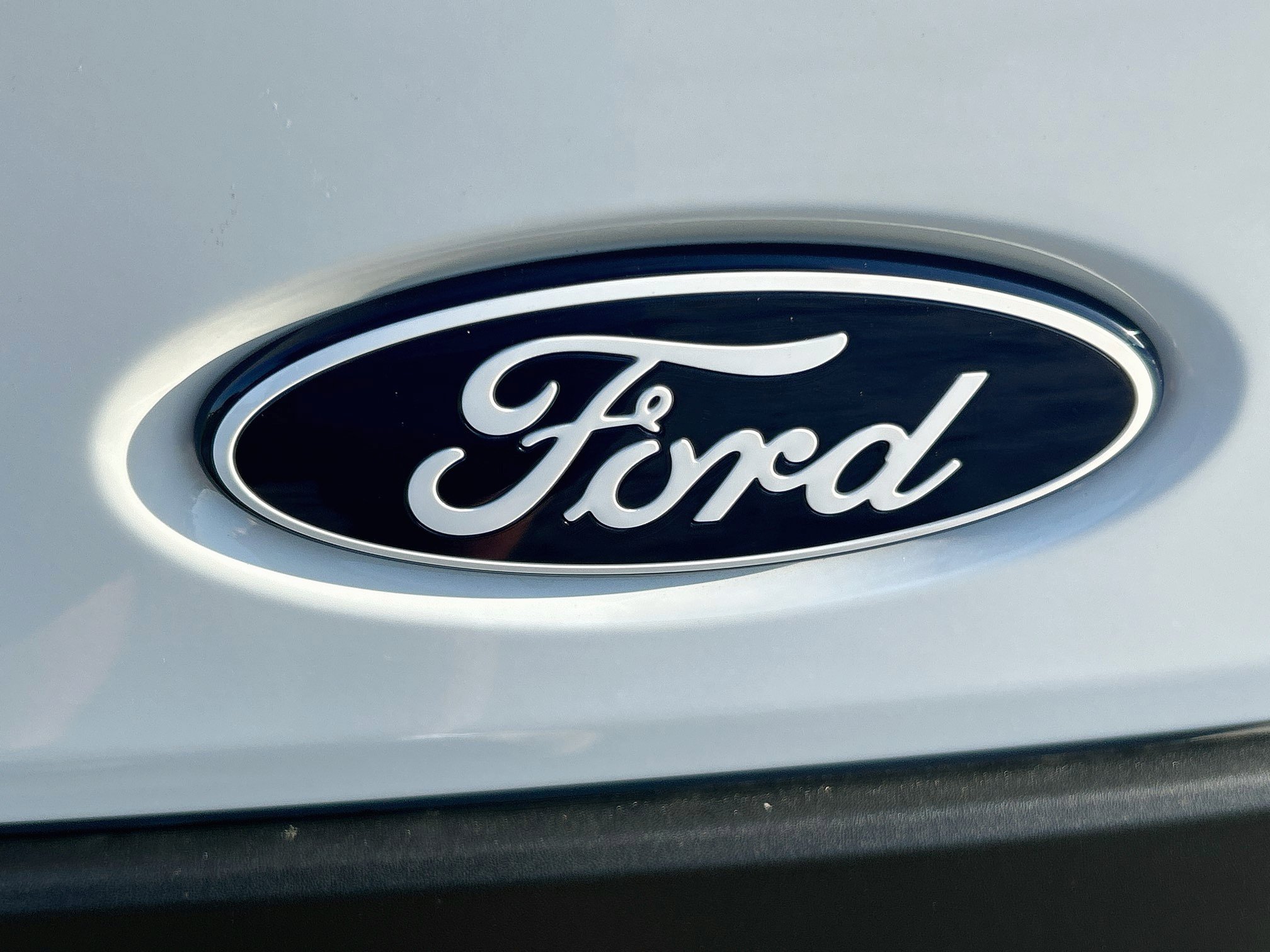 New 2026 Ford Transit 350 148 High Roof Extended DRW w/ Load Area Protection Package RWD image 17