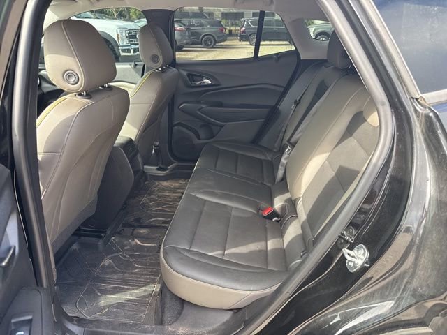 Used 2024 Chevrolet Trax ACTIV w/ Sunroof Package image 10