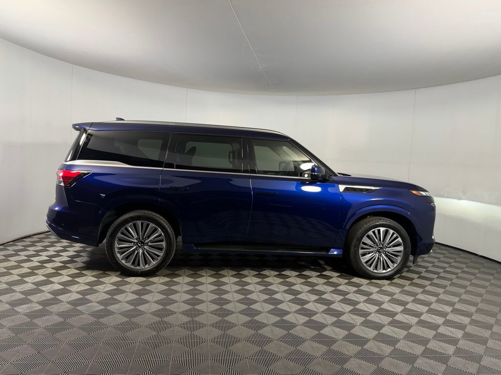 Used 2025 INFINITI QX80 Sensory AWD/4WD image 5