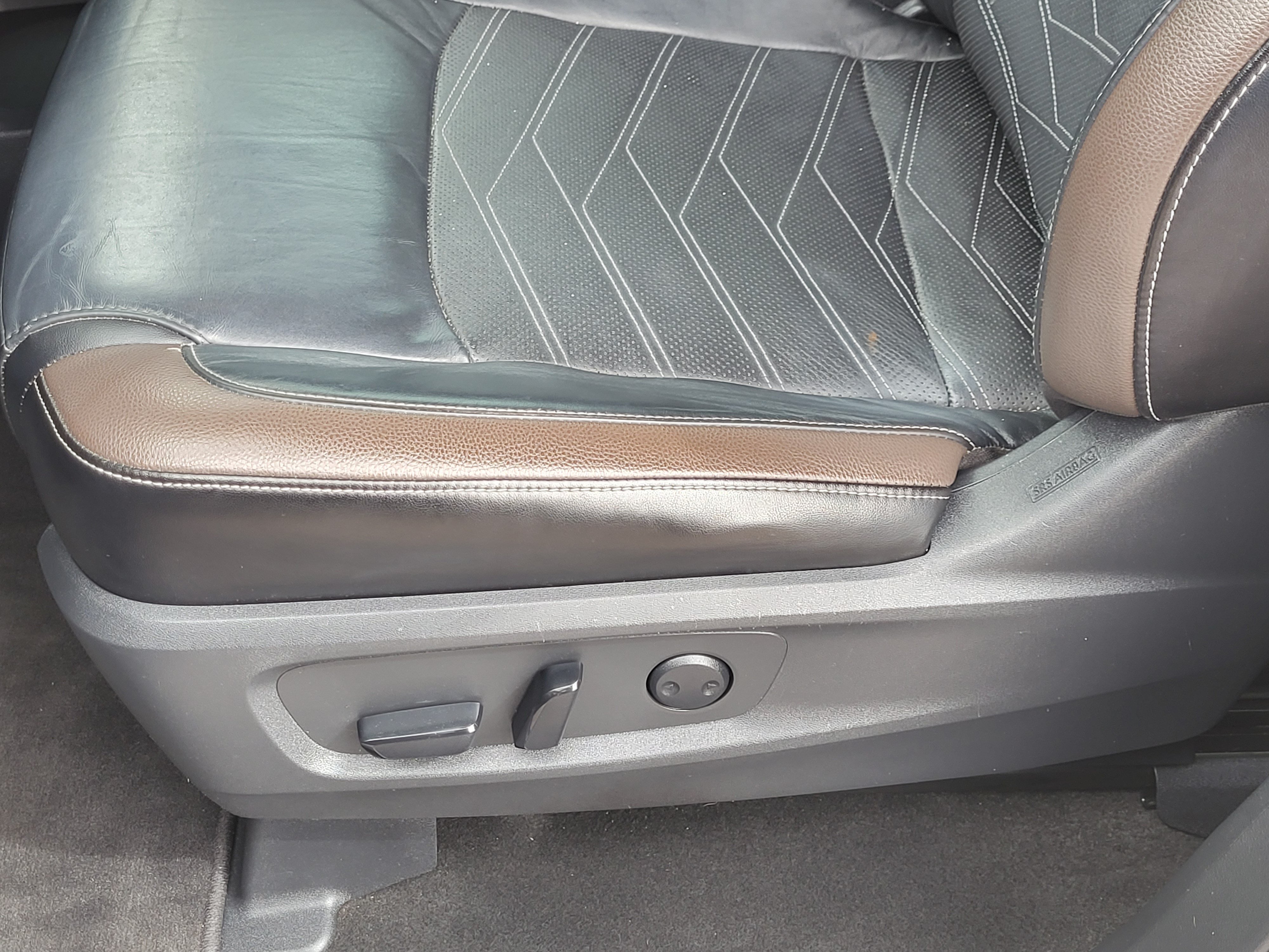 Certified 2023 Nissan Pathfinder Platinum FWD image 22