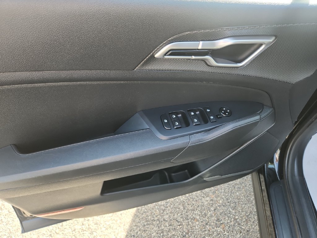 Certified 2023 Kia Sportage LX AWD/4WD image 11